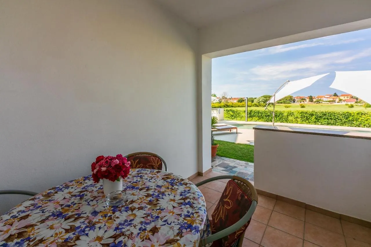 Apartments Pool Fazana