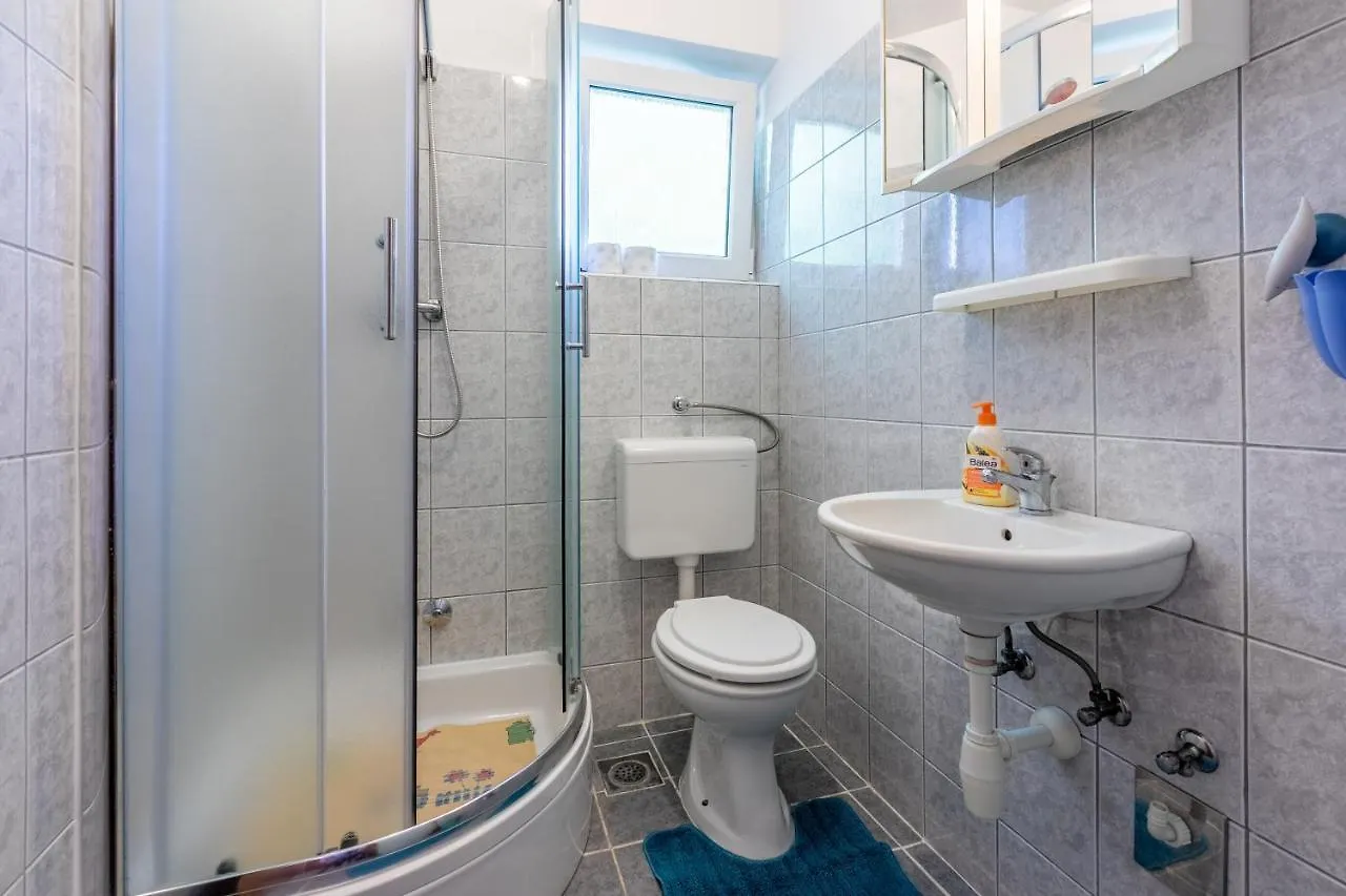 Apartments Pool Fazana Croatia