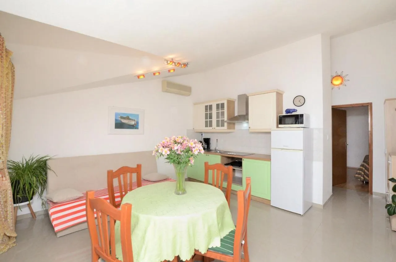 Apartments Pool Fazana Croatia